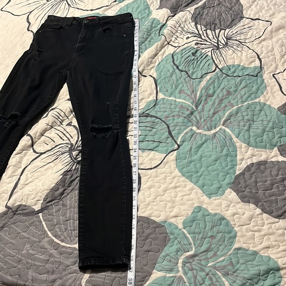 • Guess Los Angeles Black Ripped Skinny Embellished/bling Jeans - Picture 13 of 17